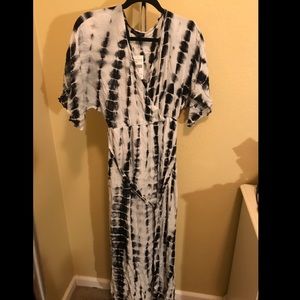 SOLD-fashion nova wrap dress